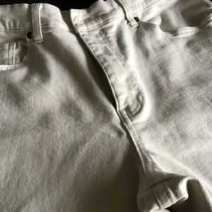 Tan…. like new jeans. Oliver Logan..Size 33